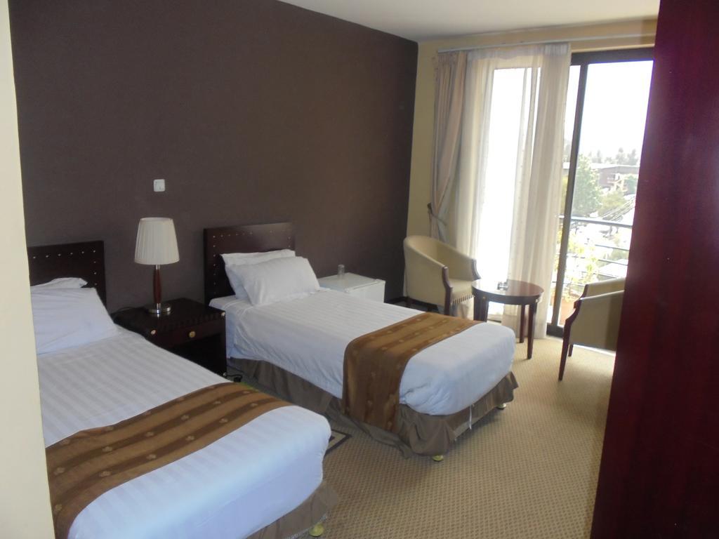 Soramba Hotel Business Plc 아디스아바바 외부 사진