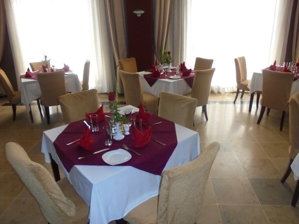 Soramba Hotel Business Plc 아디스아바바 외부 사진