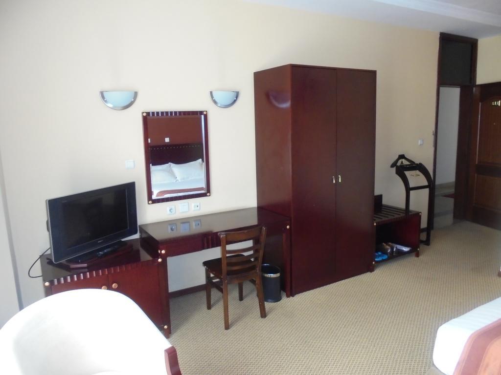 Soramba Hotel Business Plc 아디스아바바 외부 사진