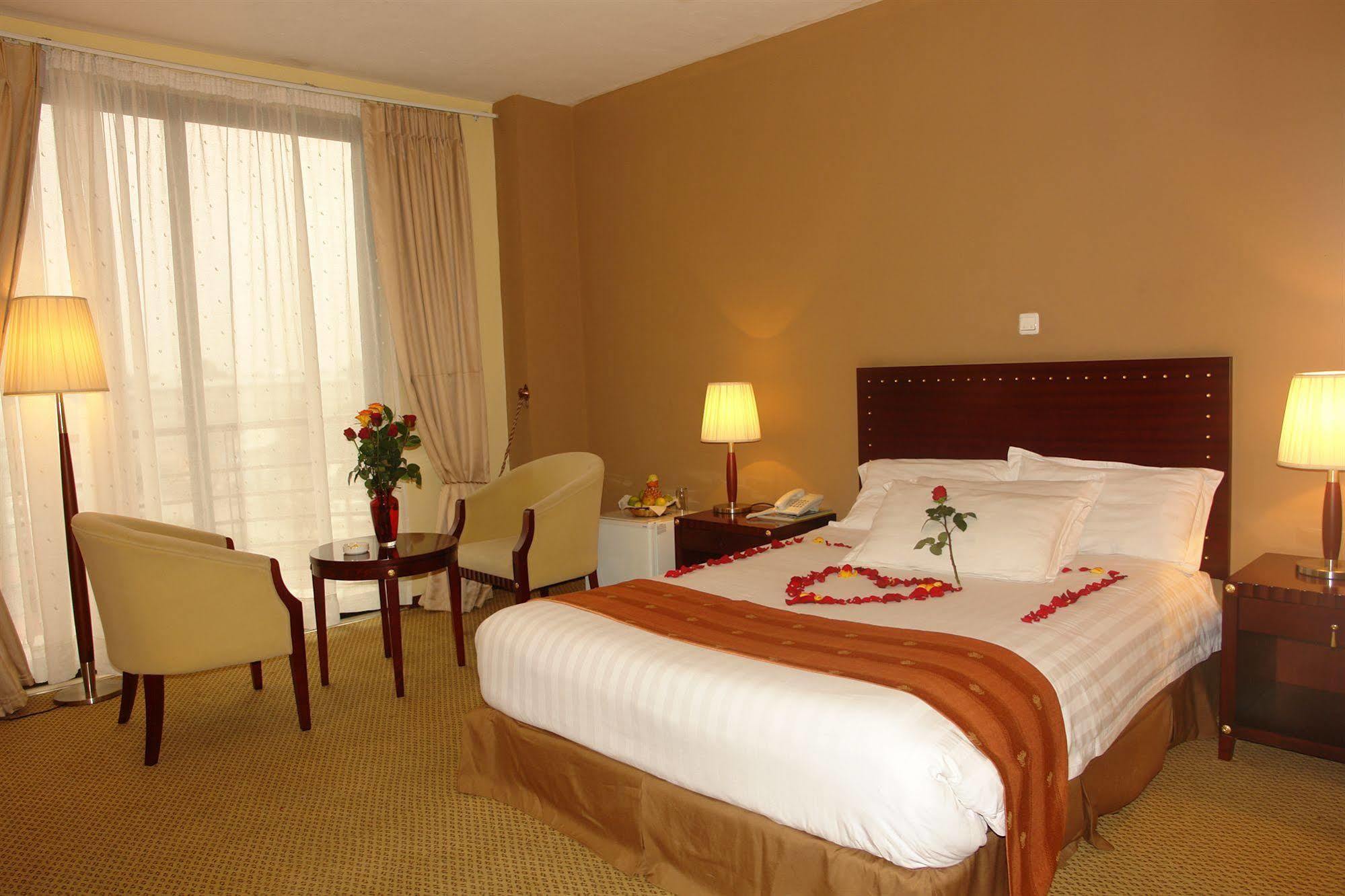 Soramba Hotel Business Plc 아디스아바바 외부 사진